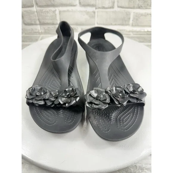 Crocs Serena Women's Size 11 Black T Strap Floral Embellish Bach Summer Sandals - Picture 11 of 12
